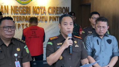 Mantan Walikota Cirebon Nashrudin Azis Tersangka Korupsi Gedung Setda
