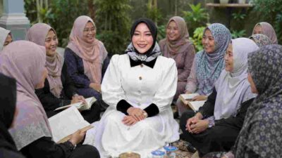 Teh Rinna Ajak Warga Cirebon Jadikan Iduladha Momentum Perkuat Kepedulian Sosial