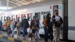 Lonjakan Penumpang Kereta di Cirebon Selama Libur Panjang Tembus 35 Ribu Orang