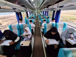 KAI Daop 3 Cirebon Gelar Doa Bersama Anak Yatim Tahfidz di Atas Kereta